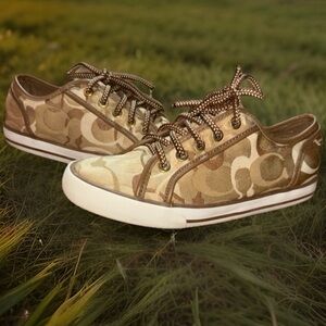 Coach Dee Allover CC Print Sneakers, Womens size 7